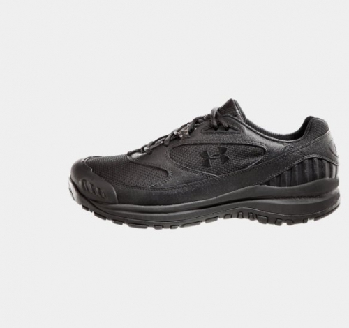 Under Armour Valsetz Low sneakers size